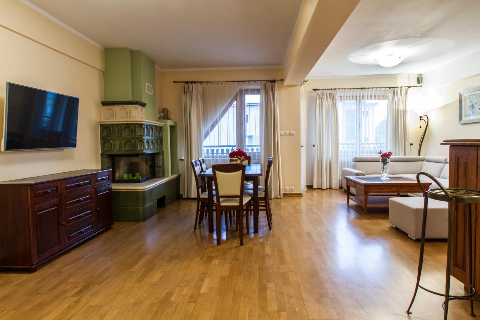 Udanypobyt Apartamenty Orkana Park Centrum Zakopane Rum bild
